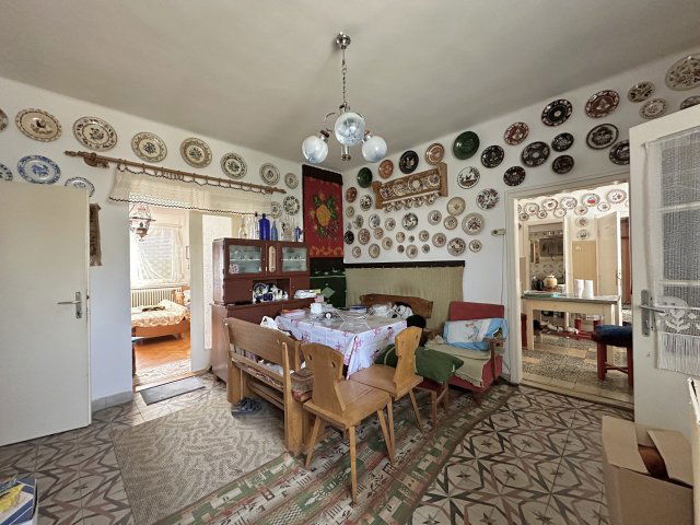 Eladó családi ház, Szombathelyen, Szigligeti Ede utcában 60 M Ft