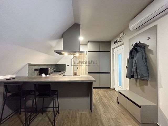 Kiadó téglalakás, albérlet, Debrecenben 250 E Ft / hó, 2 szobás