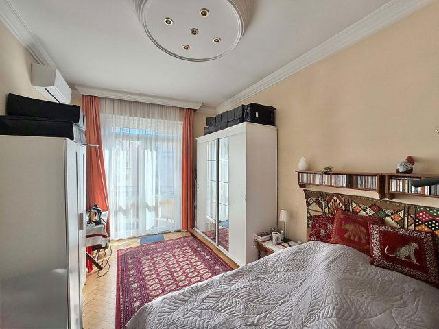 Eladó téglalakás, Budapesten, II. kerületben, Margit körúton