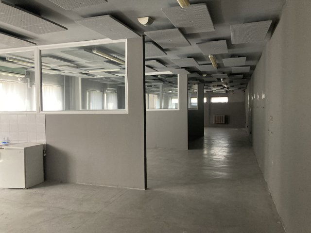 Kiadó iroda, Győrött 1200 E Ft / hó, 10 szobás