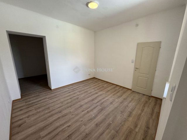 Eladó téglalakás, Budapesten, XX. kerületben 89.99 M Ft
