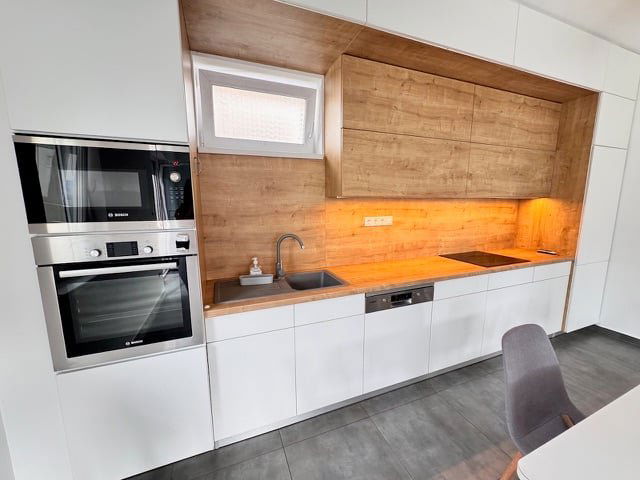 Eladó téglalakás, Győrött 124.99 M Ft, 3+2 szobás