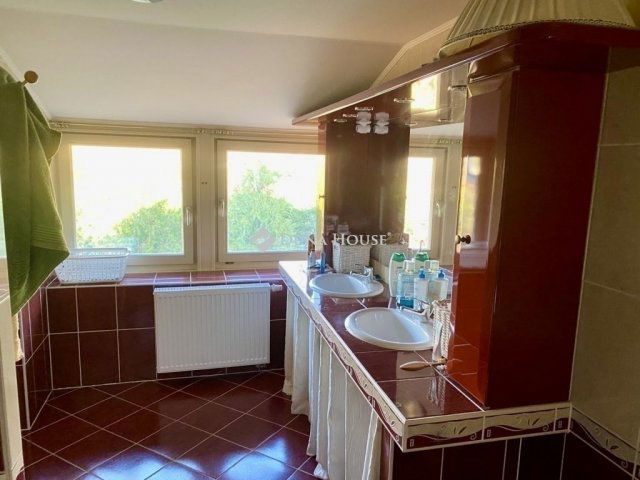 Eladó családi ház, Kecskeméten 165 M Ft, 5 szobás