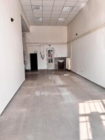 Eladó üzlethelyiség, Szolnokon 49.9 M Ft / költözzbe.hu