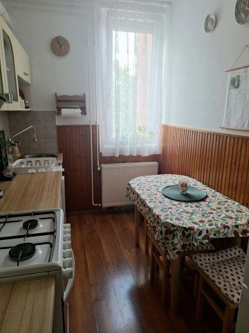 Eladó téglalakás, Békéscsabán 25 M Ft, 2 szobás