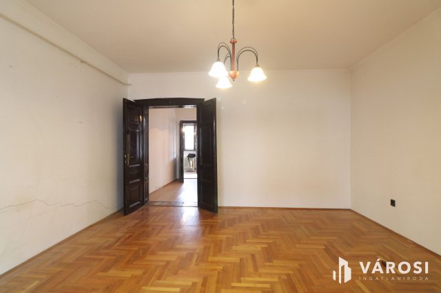 Eladó családi ház, Szegeden 94.9 M Ft, 2+1 szobás