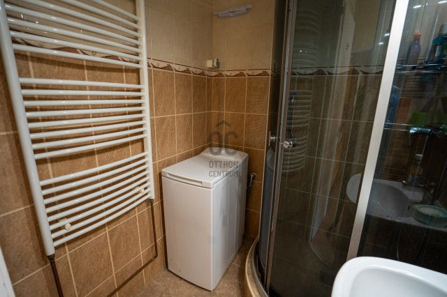 Eladó panellakás, Miskolcon, Vászonfehérítő utcában 26.9 M Ft