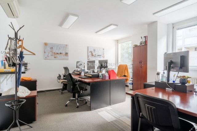 Eladó iroda, Budapesten, I. kerületben 1200 M Ft, 7 szobás