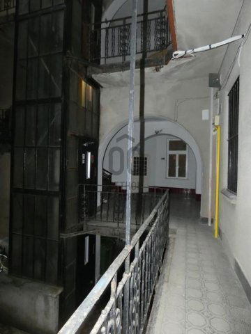 Eladó téglalakás, Budapesten, VI. kerületben 106 M Ft, 4 szobás