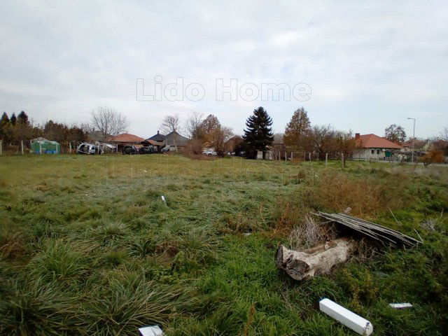 Eladó családi ház, Győrújbaráton 32.5 M Ft, 4 szobás