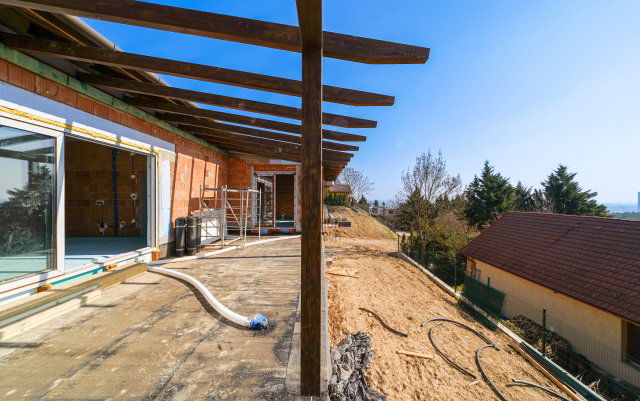 Eladó családi ház, Ürömön 300 M Ft, 5 szobás