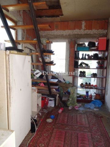 Eladó családi ház, Szigethalmon 44.999 M Ft, 2+1 szobás