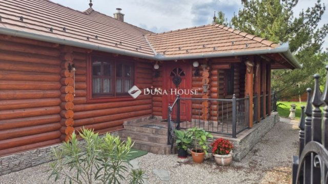 Eladó családi ház, Kecskeméten 169.9 M Ft, 4 szobás