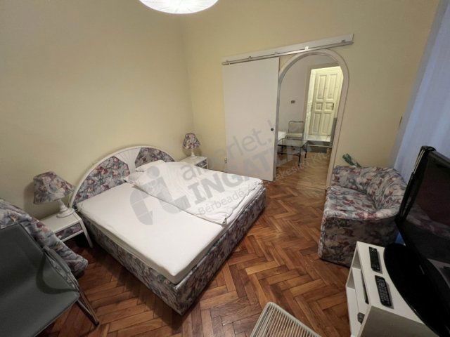 Kiadó téglalakás, albérlet, Budapesten, V. kerületben