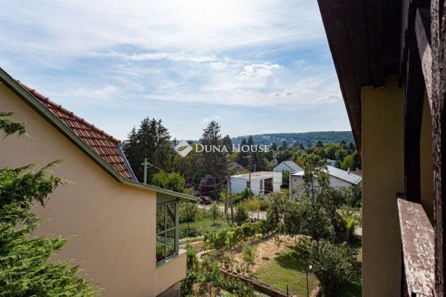 Eladó családi ház, Budapesten, II. kerületben 239.9 M Ft