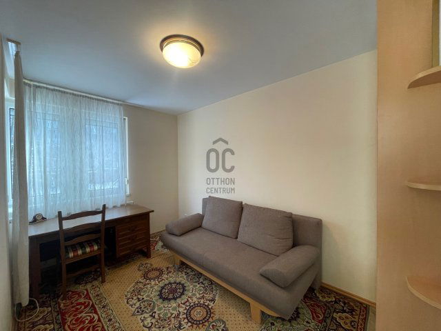 Eladó téglalakás, Debrecenben 79 M Ft, 3 szobás