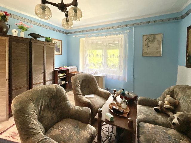Eladó családi ház, Pétervásárán 3.8 M Ft, 2 szobás
