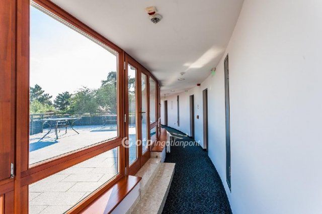 Eladó hotel, Pécsett 1300 M Ft / költözzbe.hu