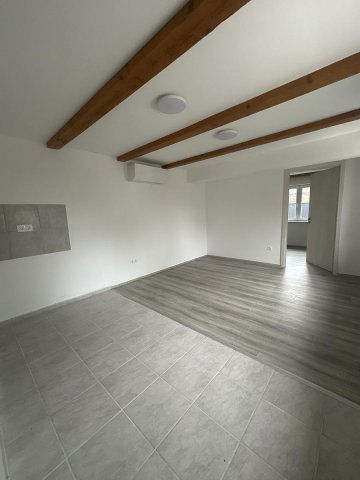 Eladó családi ház, Budapesten, XXI. kerületben 54.9 M Ft