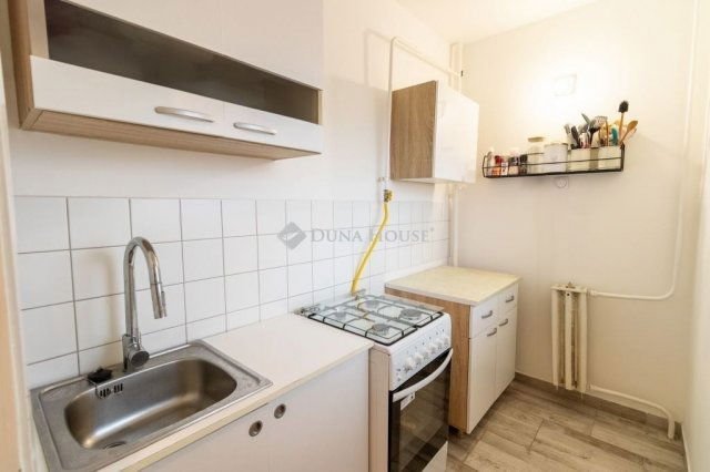 Eladó panellakás, Budapesten, X. kerületben 65 M Ft, 2 szobás