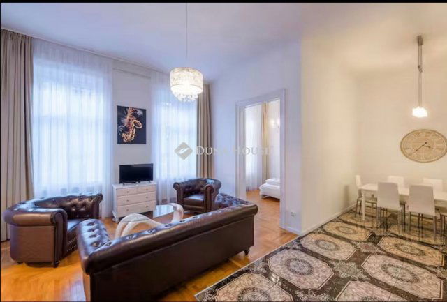 Eladó téglalakás, Budapesten, VII. kerületben 110 M Ft, 5 szobás
