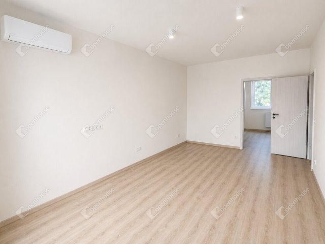 Eladó téglalakás, Székesfehérvárott 58.9 M Ft, 2 szobás