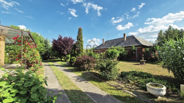 Eladó családi ház, Pilisen 89 M Ft, 5 szobás