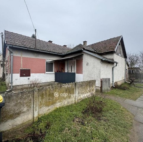 Eladó családi ház, Monostorpályin 25 M Ft, 2 szobás