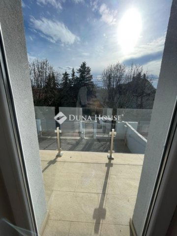 Eladó ikerház, Budapesten, XVI. kerületben 179.9 M Ft, 5 szobás