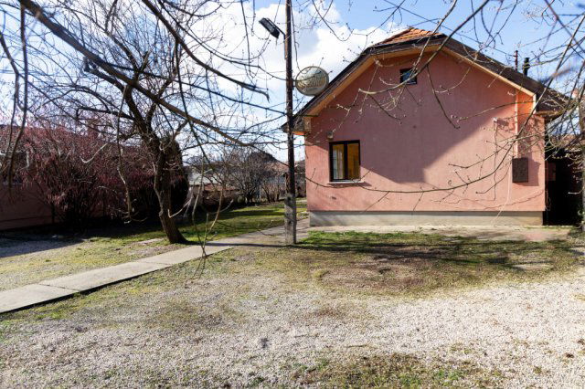 Eladó családi ház, Gyálon 79 M Ft, 1 szobás