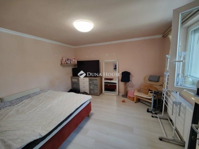 Eladó családi ház, Budapesten, XVII. kerületben 79.9 M Ft