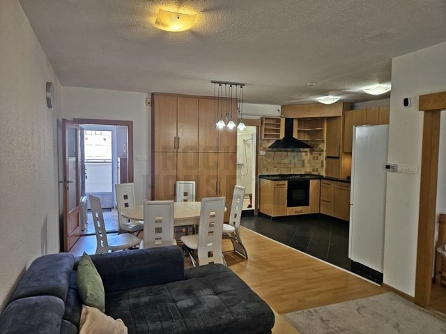 Kiadó téglalakás, albérlet, Békéscsabán 120 E Ft / hó