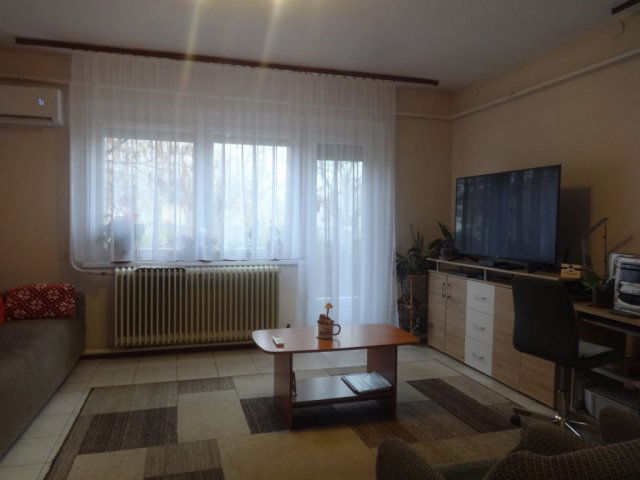 Eladó családi ház, Lakitelken 45 M Ft, 3 szobás