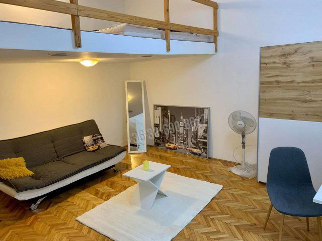 Eladó téglalakás, Budapesten, VII. kerületben 51.9 M Ft