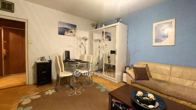 Eladó panellakás, Budapesten, XIV. kerületben 67 M Ft, 1+2 szobás