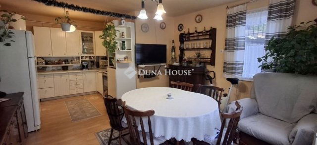 Eladó családi ház, Taksonyon 71 M Ft, 5 szobás