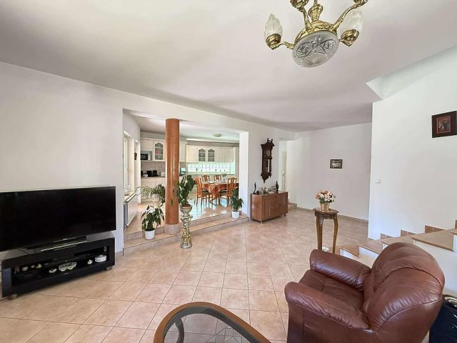 Eladó családi ház, Budapesten, XVI. kerületben 219.9 M Ft