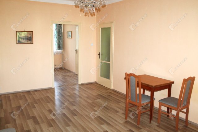 Eladó téglalakás, Szombathelyen 45 M Ft, 2 szobás