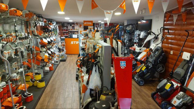 Eladó üzlethelyiség, Medgyesegyházán 90 M Ft