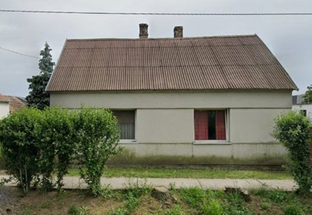 Eladó családi ház, Kapuváron 20 M Ft, 2 szobás