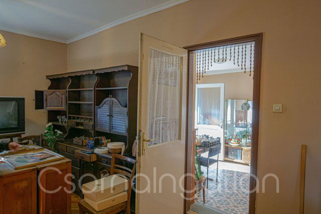 Eladó családi ház, Barbacson 32 M Ft, 2 szobás