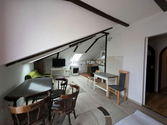 Eladó téglalakás, Sopronban, Frankenburg úton 89 M Ft, 5 szobás