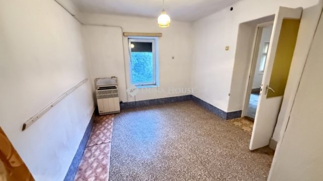 Eladó családi ház, Borsodgeszten 10.5 M Ft, 2 szobás