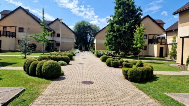 Eladó téglalakás, Nagymaroson 149.9 M Ft, 5 szobás