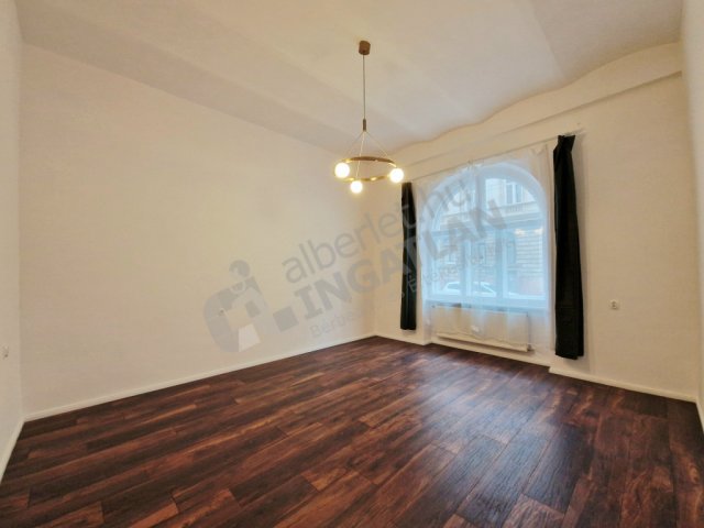 Kiadó téglalakás, albérlet, VII. kerületben, Dembinszky utcában