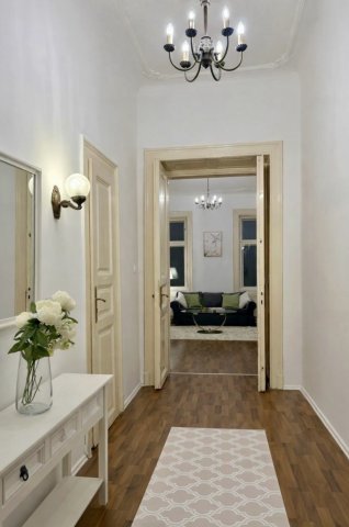 Kiadó téglalakás, albérlet, VI. kerületben, Weiner Leó utcában