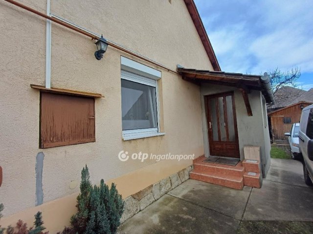 Eladó családi ház, Nyíregyházán 68.9 M Ft, 3 szobás