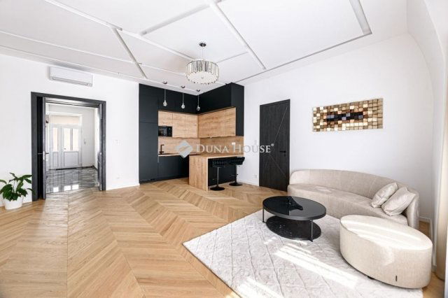 Eladó téglalakás, Budapesten, V. kerületben 280 M Ft, 3 szobás