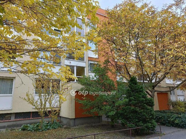 Eladó panellakás, Budapesten, XX. kerületben 60 M Ft, 3 szobás