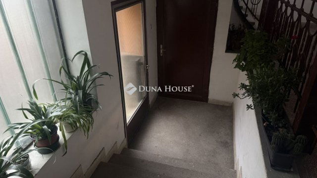 Eladó ipari ingatlan, Szombathelyen 2.5 M Ft / költözzbe.hu